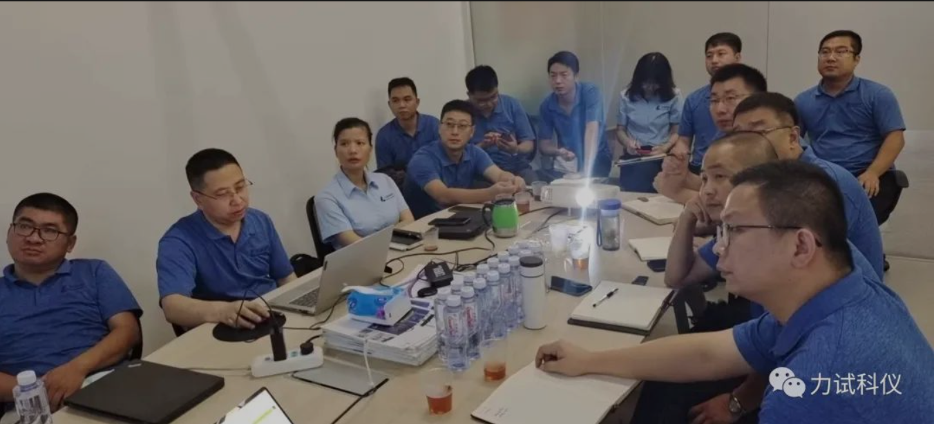 7mtG_HZ5Q4q41b-p_Z7HfQ